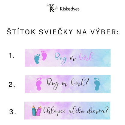 Tri štítky sviečky na výber: „Boy or Girl“, „Boy or Girl?“ a „Chlapec alebo dievča?“ – s odtlačkami detských nôžok, resp. s dojčenskými fľašami